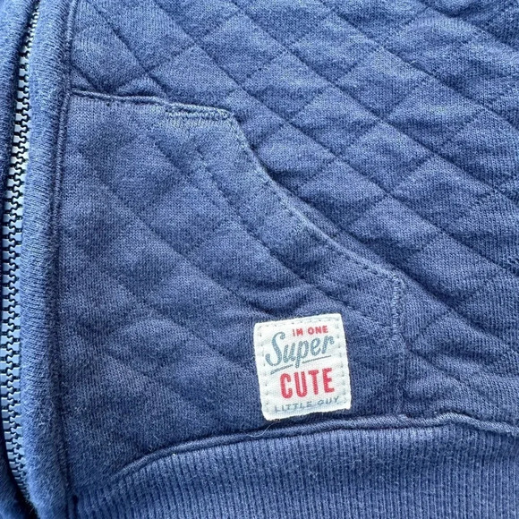 Carters Quilted Navy Blue Sleeveless Vest Size 12 Months - Picture 2 of 3